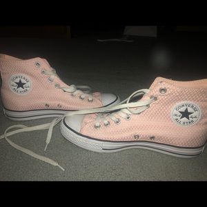 Light Pink High Top Converse great condition